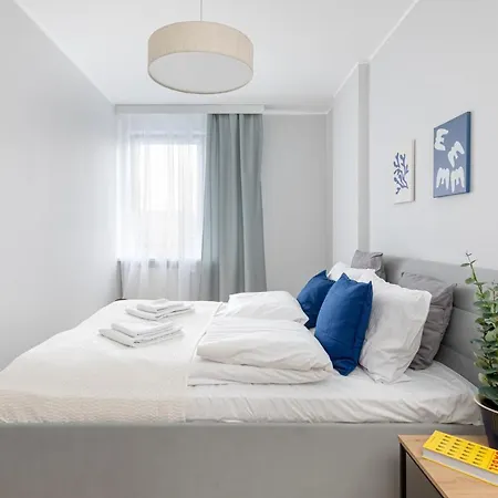 Ecru Spacious Modern With Skyline View Wwa13 * Warschau